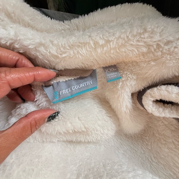 FREE COUNTRY fleece fur vest. Size XXL cream color - Picture 6 of 6